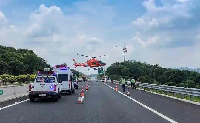安平高速公路汽车救援案例